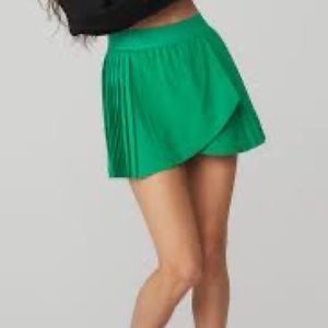 Alo aces skirt size small emerald green